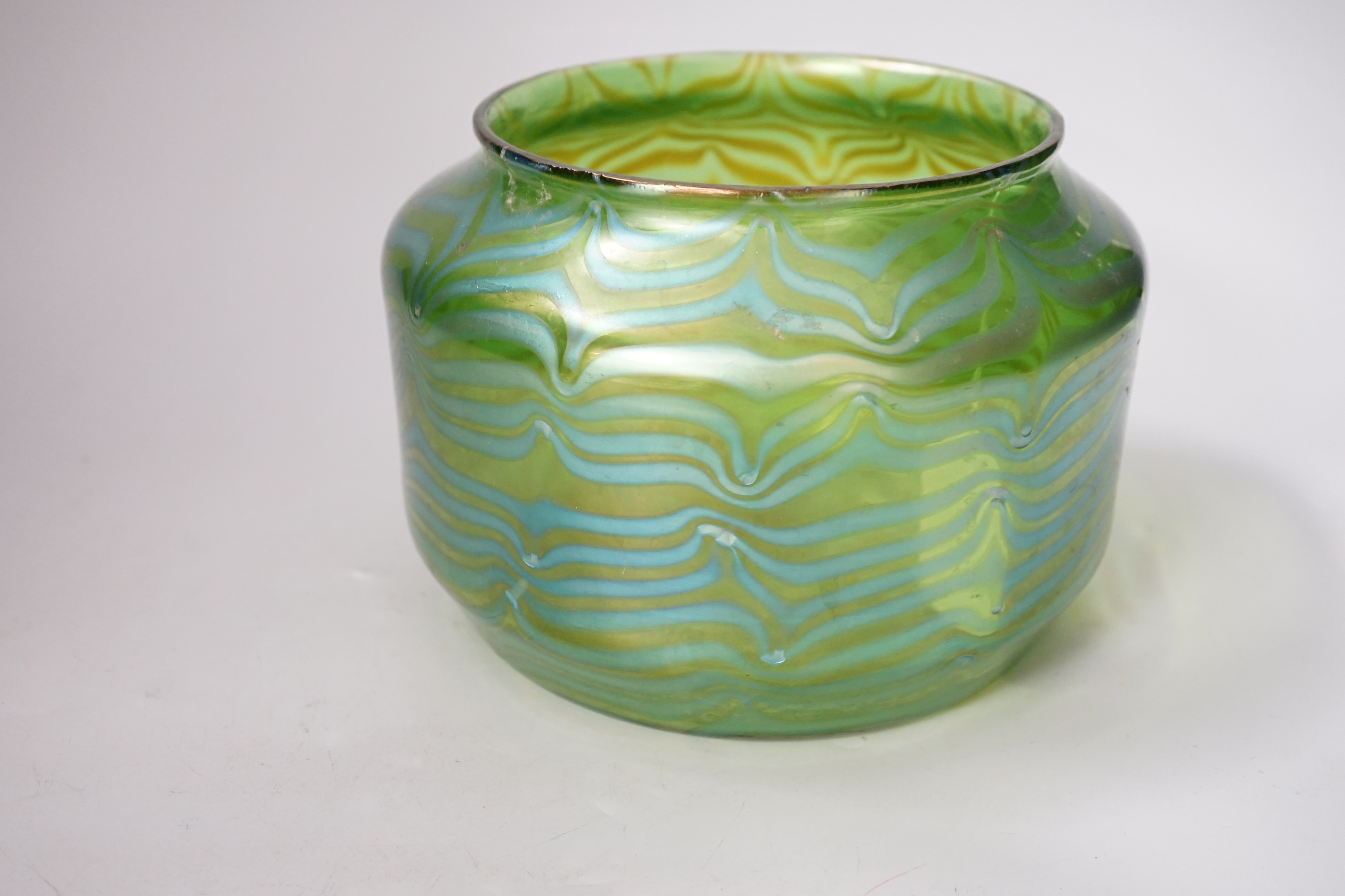 Two Loetz style glass vases, largest 15cm high